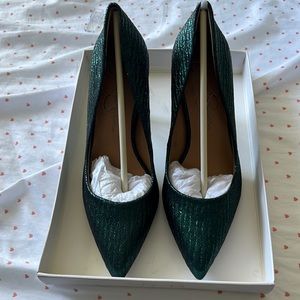 NWT JS metallic green heels